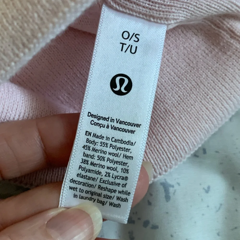Lululemon Athletica Pink Warm Revelation Beanie Hat NWT - Picture 4 of 5